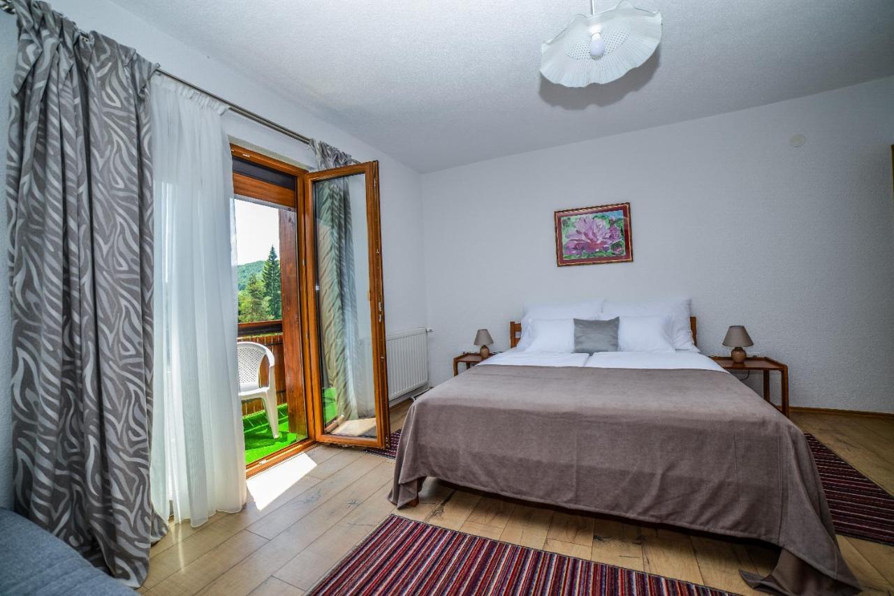 Sixteen Lakes Guest House 2イェゼルツェ エクステリア 写真